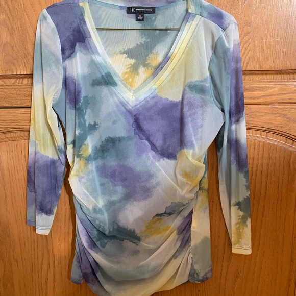 International Concepts Top with V-neck and Ruching - Picture 1 of 7